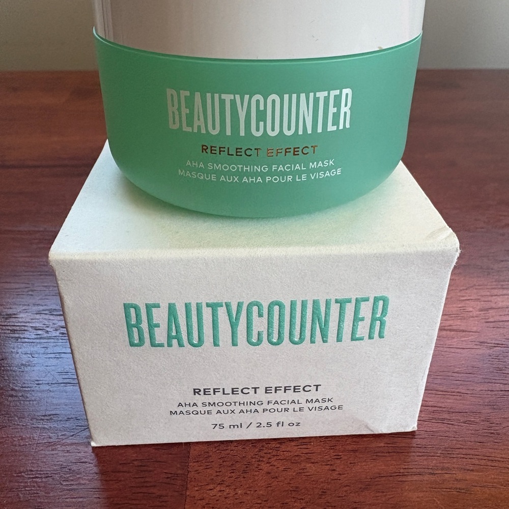 Beautycounter Reflect Effect AHA Mask in Mint Green